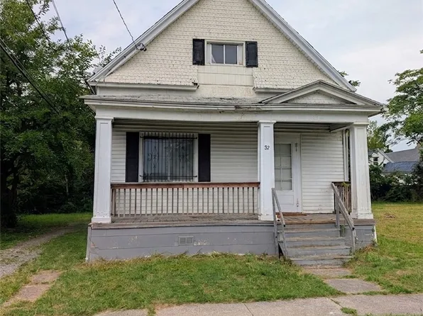 92 Gittere St, Buffalo, NY 14211