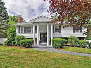 13 Hutchinson Rd, Sutton, MA 01590