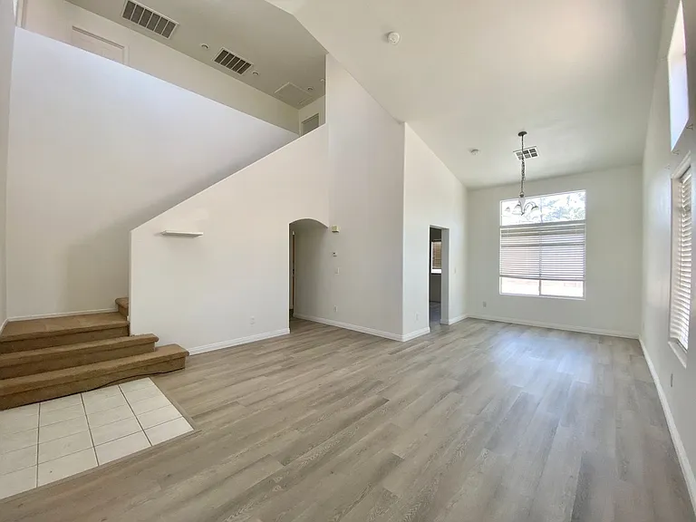 4033 Spring Line St — Photo 5