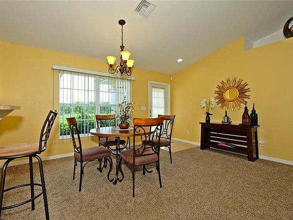 3rd image of 1042 Harwood Ave S