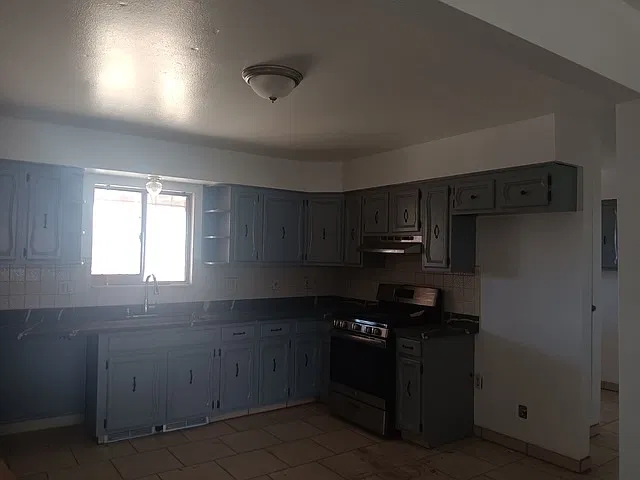 2 bed, 1632 sqft, $1,400 — Photo 2