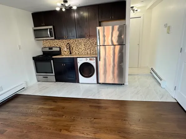 137 Beach 122 St, Rockaway Park, NY