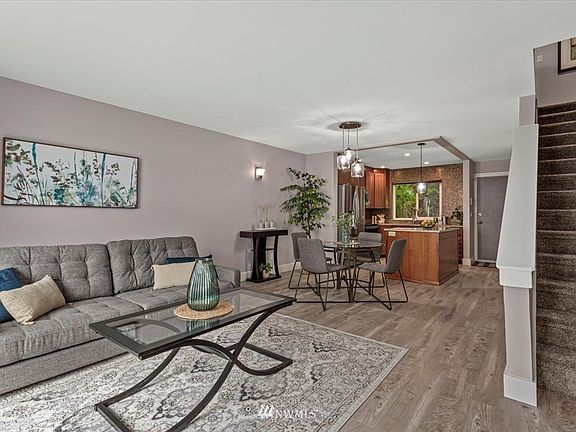 2nd image of 350 4th Ave S APT 7