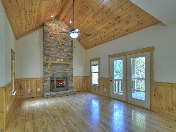 4th image of 477 Shenendoa Dr