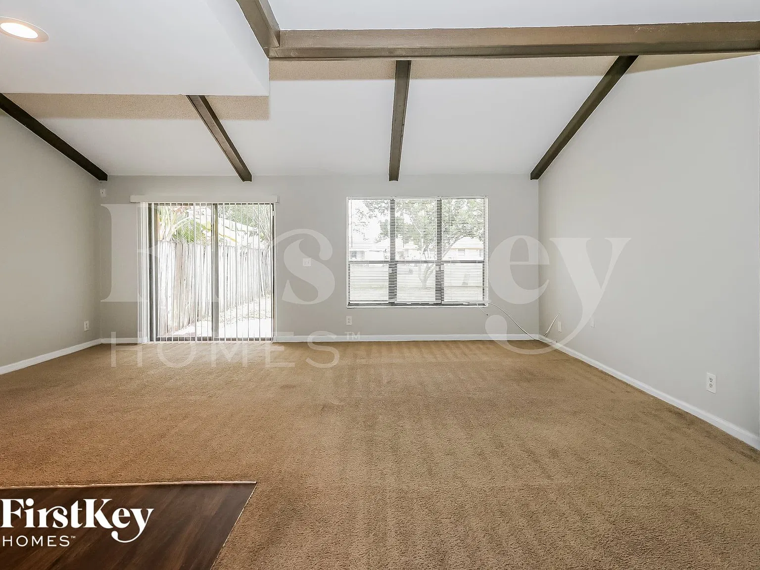 3 bed, 2.0 bath, 1268 sqft, $3,075 — Photo 3