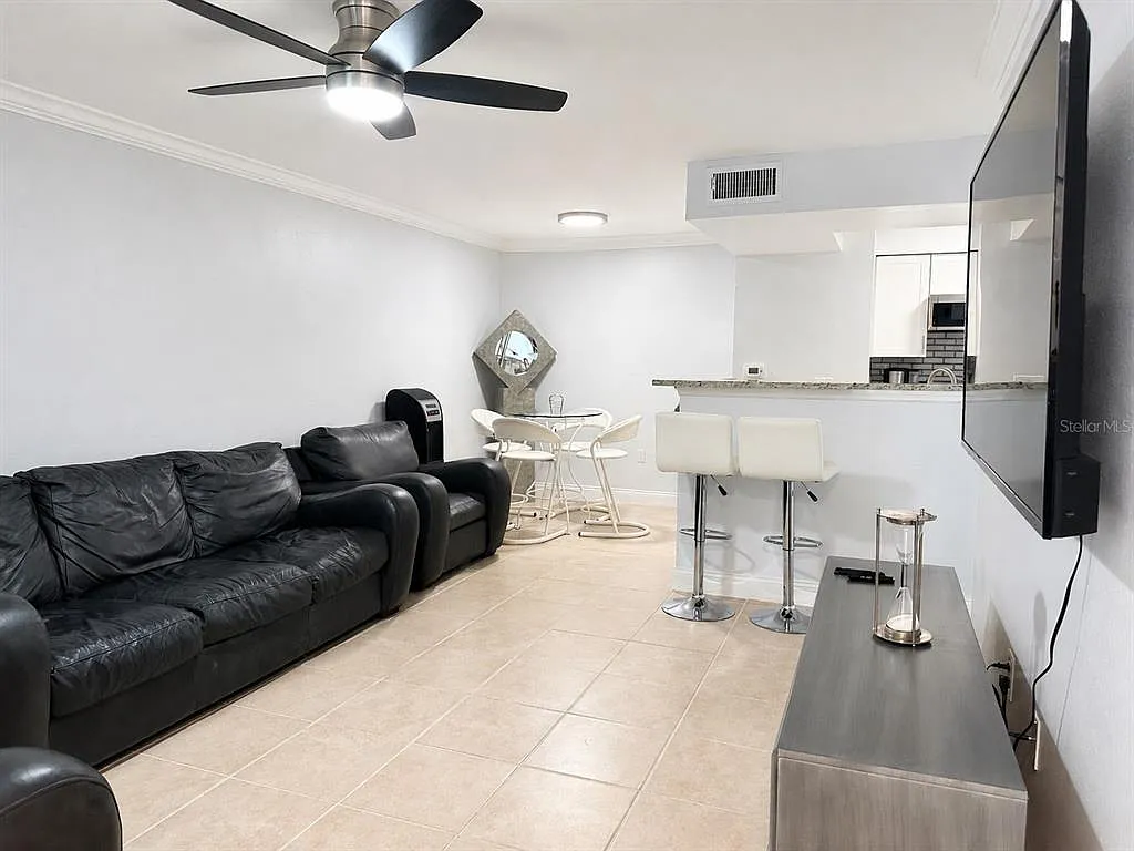 1 bed, 1.0 bath, 661 sqft, $1,500 — Photo 4