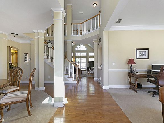 3rd image of 68 Hidden Woods Ln