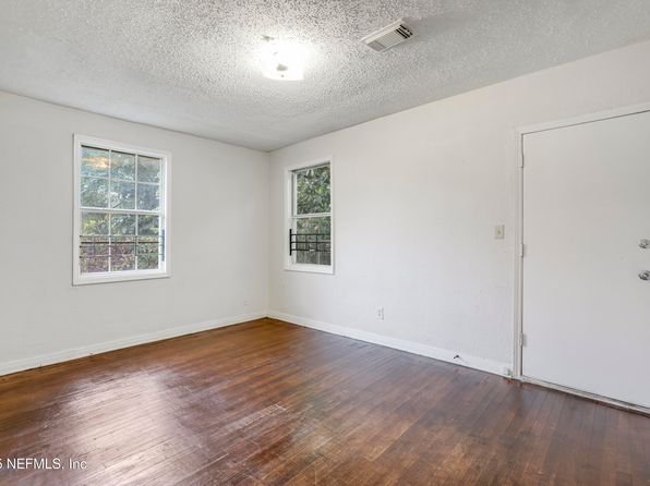 jacksonville-florida-154638722 picture