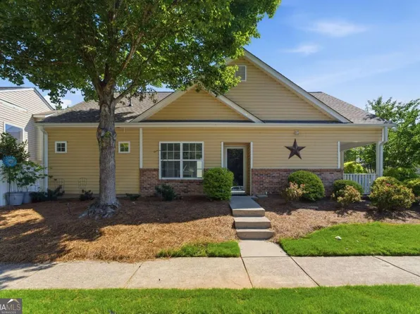 298 Hiawassee Dr, Woodstock, GA 30188