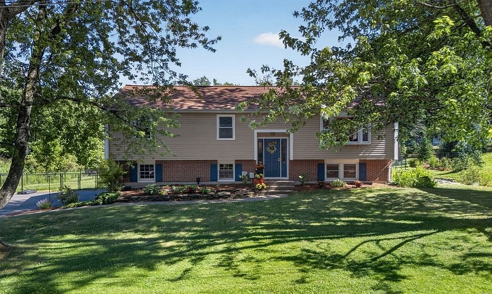 1st image of 3 Jerridge Ln
