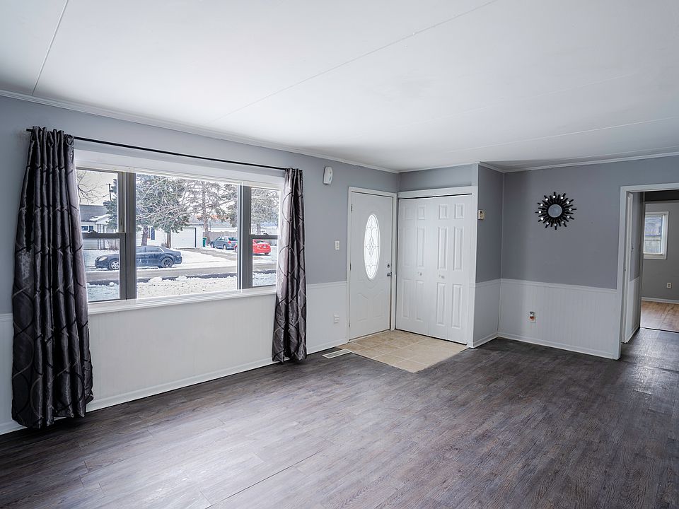 1st image of 106 Madonna Ave
