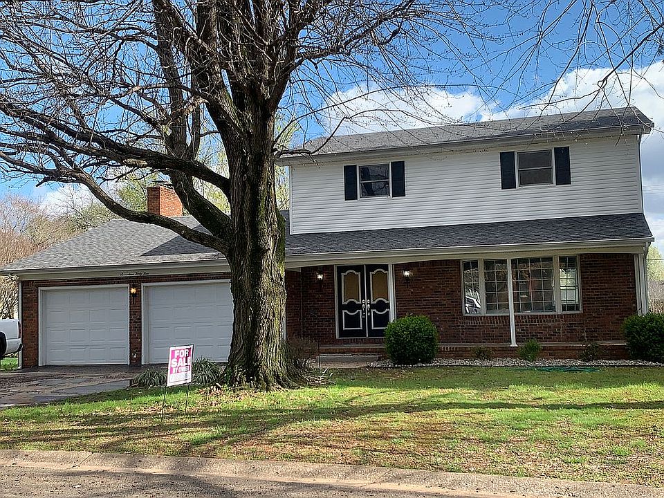 1st image of 1745 Karen Cir