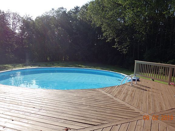 28' round above ground pool 