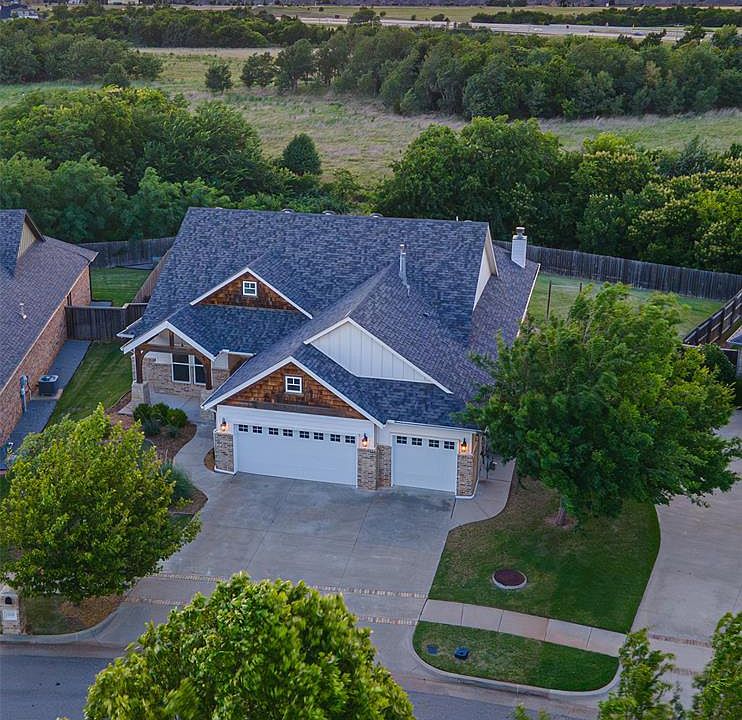 1st image of 13529 Cobblestone Curve Rd