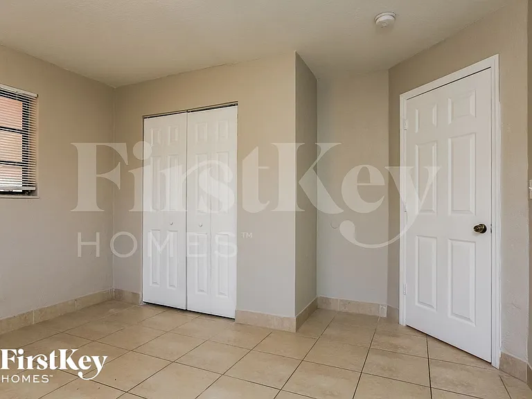 731 NW 175th Dr — Photo 12