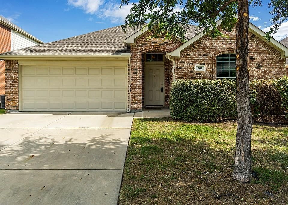 1st image of 901 Bowie Dr