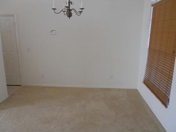 3rd image of 1042 Seneca Trl