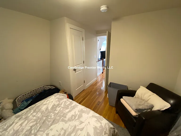 11 Greenville St #2 — Photo 8