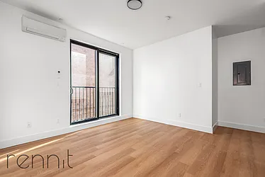 Rented by Rennit Inc.