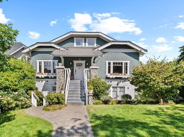 2505 W 8th Ave #2, Vancouver, BC V6K 2B3