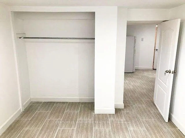 42 Saint Dunstan Dr #BASEMENT — Photo 9