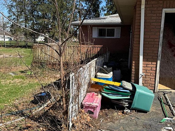 3rd image of 5190 Durrett Rd