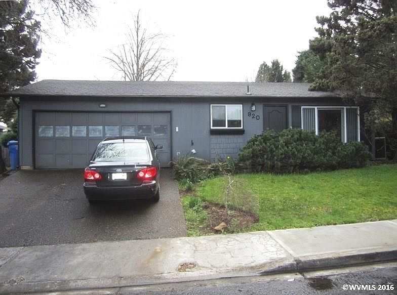 2nd image of 920 Genie St SE