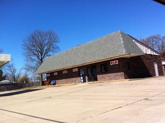 4th image of 6101 Alma Hwy
