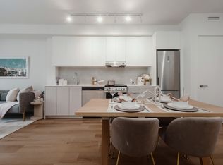 681 Whiting Way #1401913, Coquitlam, BC