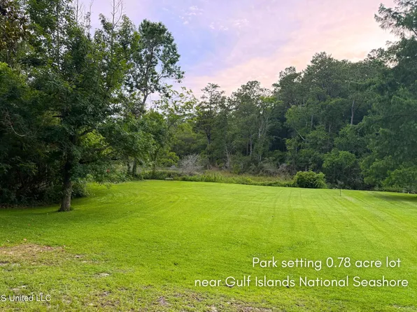 3605 Knapp Rd, Ocean Springs, MS 39564