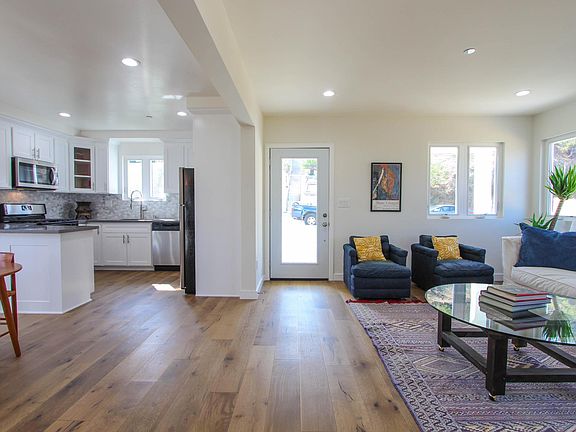 3rd image of 3309 Isabel Dr