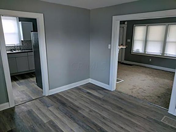 3rd image of 1616 Arlington Ave