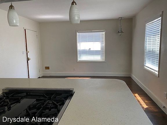 4th image of 5643 Telegraph Ave #A