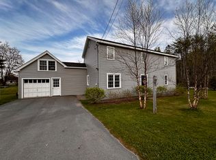 2 Tozier St, Belfast, ME 04915