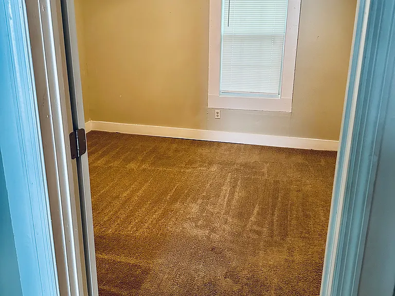 519 McKinley St — Photo 10