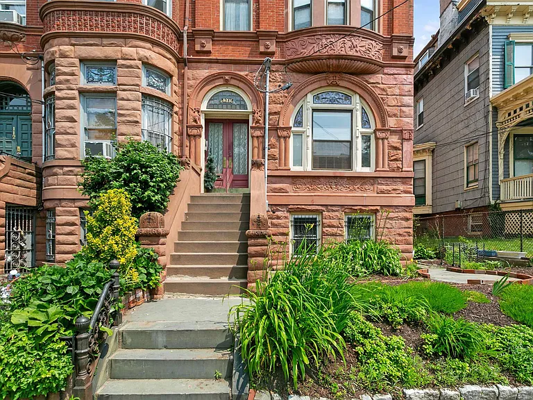 110 Summit Ave #G — Photo 3