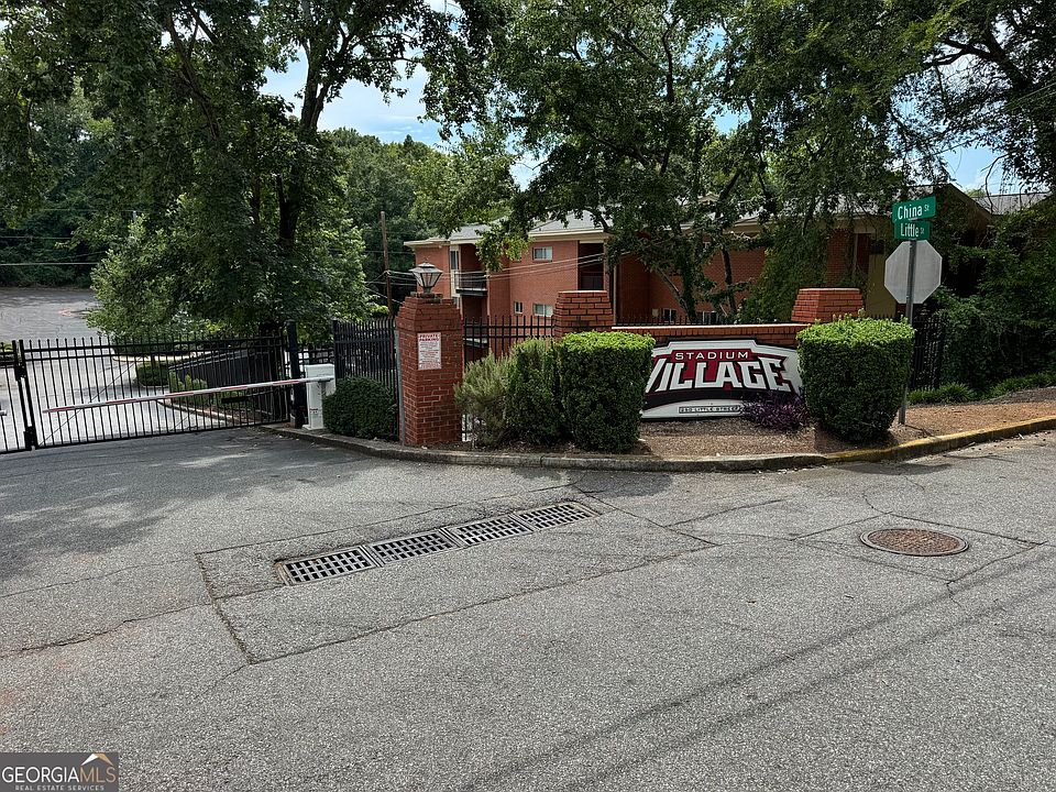 1st image of 250 Little St APT B110