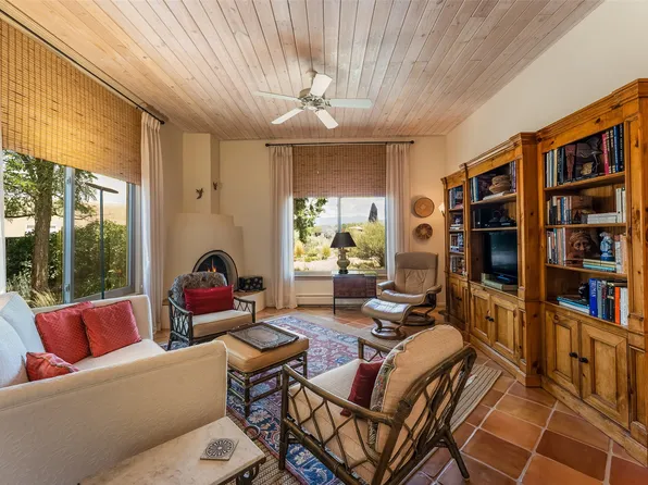 2808 Plaza Verde, Santa Fe, NM 87507