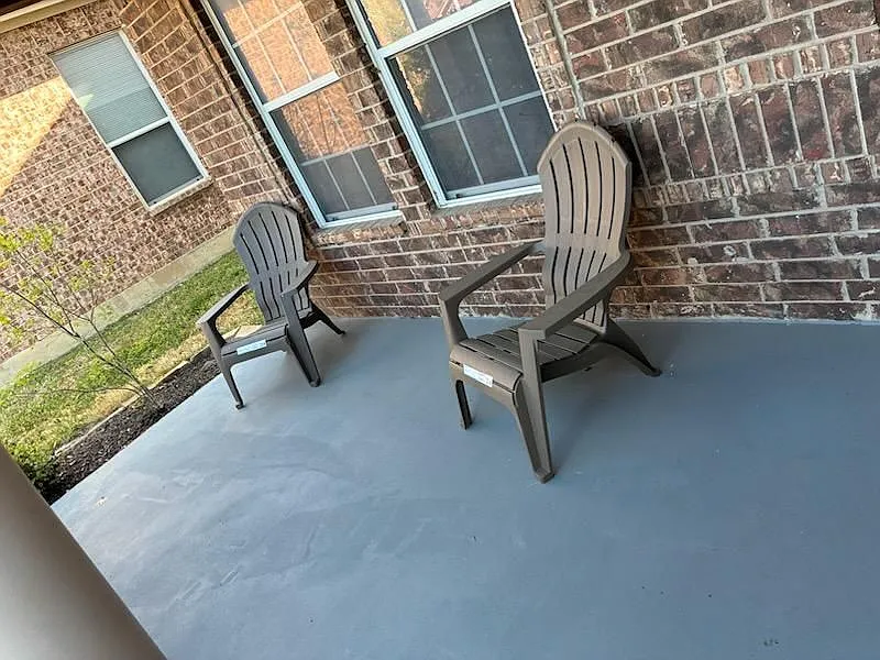 1 bed, 2.0 bath, 2580 sqft, $700 — Photo 3
