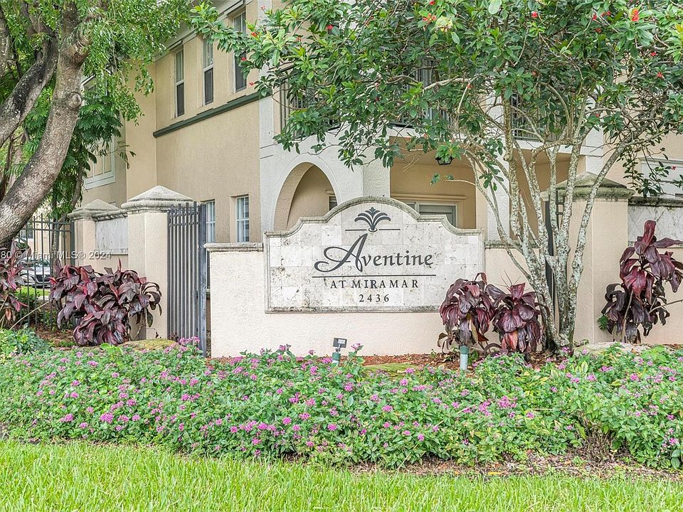 1st image of 2516 Centergate Dr APT 108