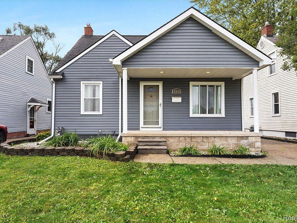 1st image of 663 Leblanc St