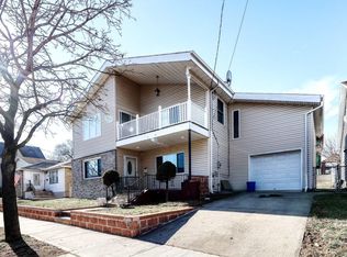 715 3rd St, Secaucus, NJ 07094