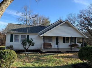 239 Fairplains Ridge Rd, North Wilkesboro, NC 28659