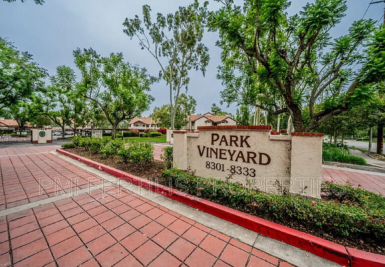 8331 Vineyard Ave #7 — Photo 25