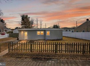 32 W Meyran Ave, Somers Point, NJ 08244