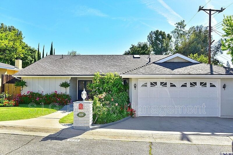 1st image of 1038 Fairview Dr