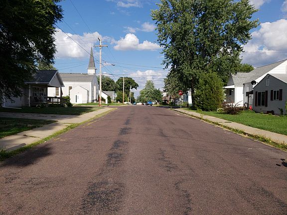 5th image of 912 E Moneta Ave