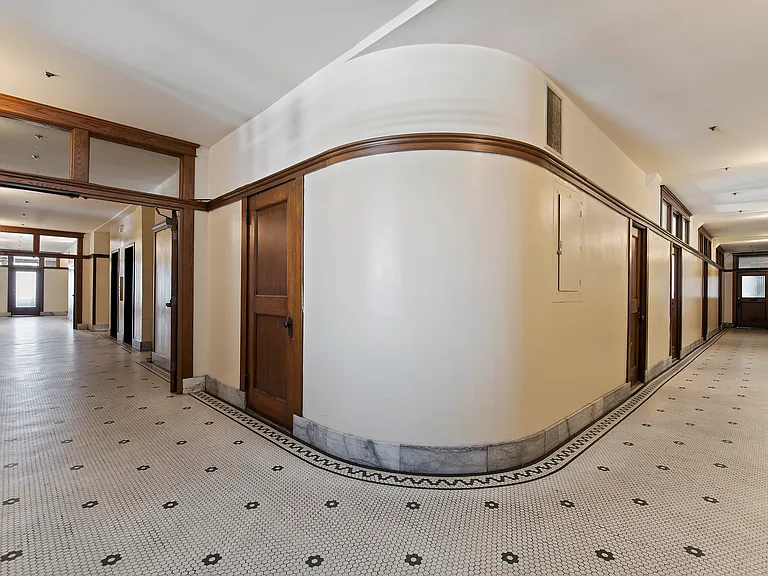 Idaho Building Apartments — Photo 21