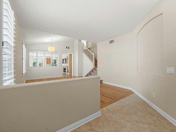 3rd image of 1589 Turquoise Dr