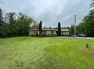 578 Auburn Rd, Turner, ME 04282